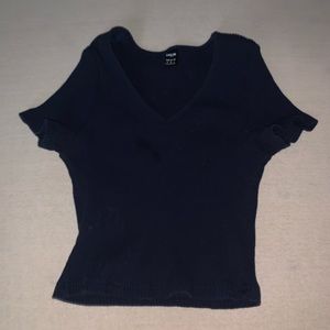 One Blue T-shirt One Red T-shirt Size M